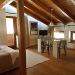 Ξενοδοχείο με διαμερίσματα Aqua Domus Sappada
