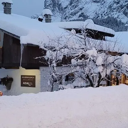 Lägenhetshotell Aqua Domus & Spa Sappada Sappada