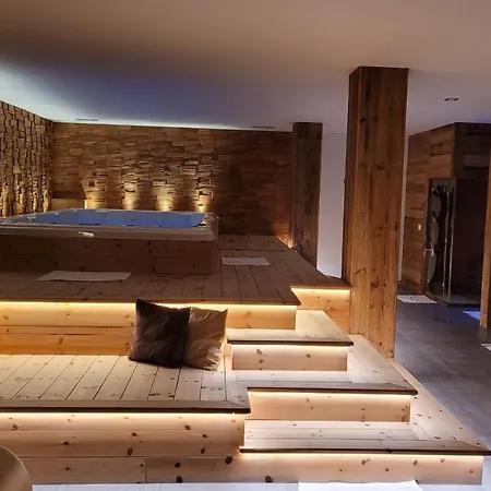 Lägenhetshotell Aqua Domus & Spa Sappada Sappada