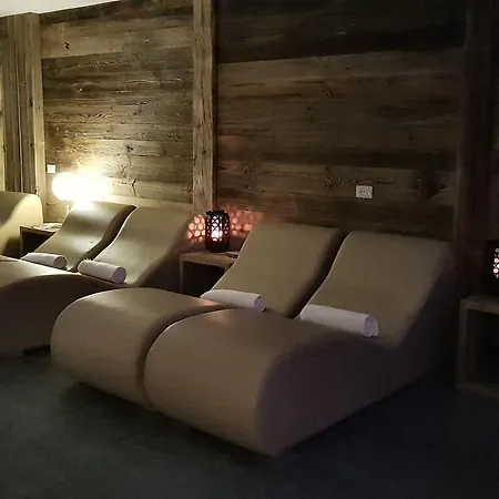 Lägenhetshotell Aqua Domus & Spa Sappada Sappada